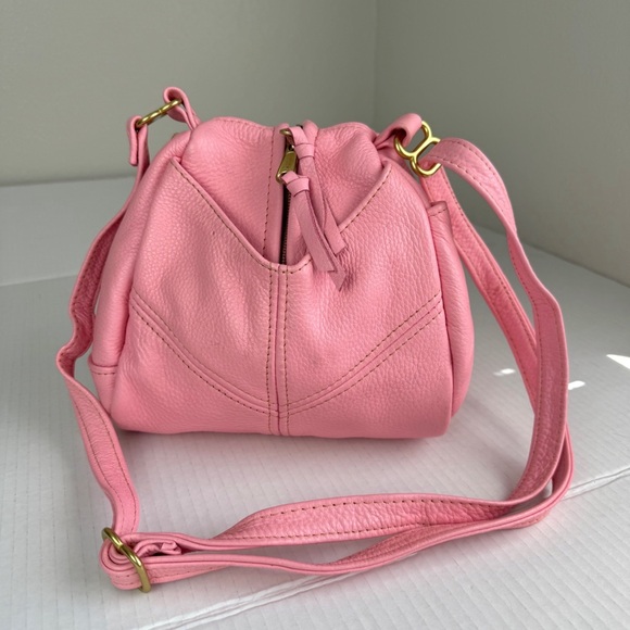 Victoria Leather Handbags - Victoria Leather pink pebble leather teardrop shape crossbody bag